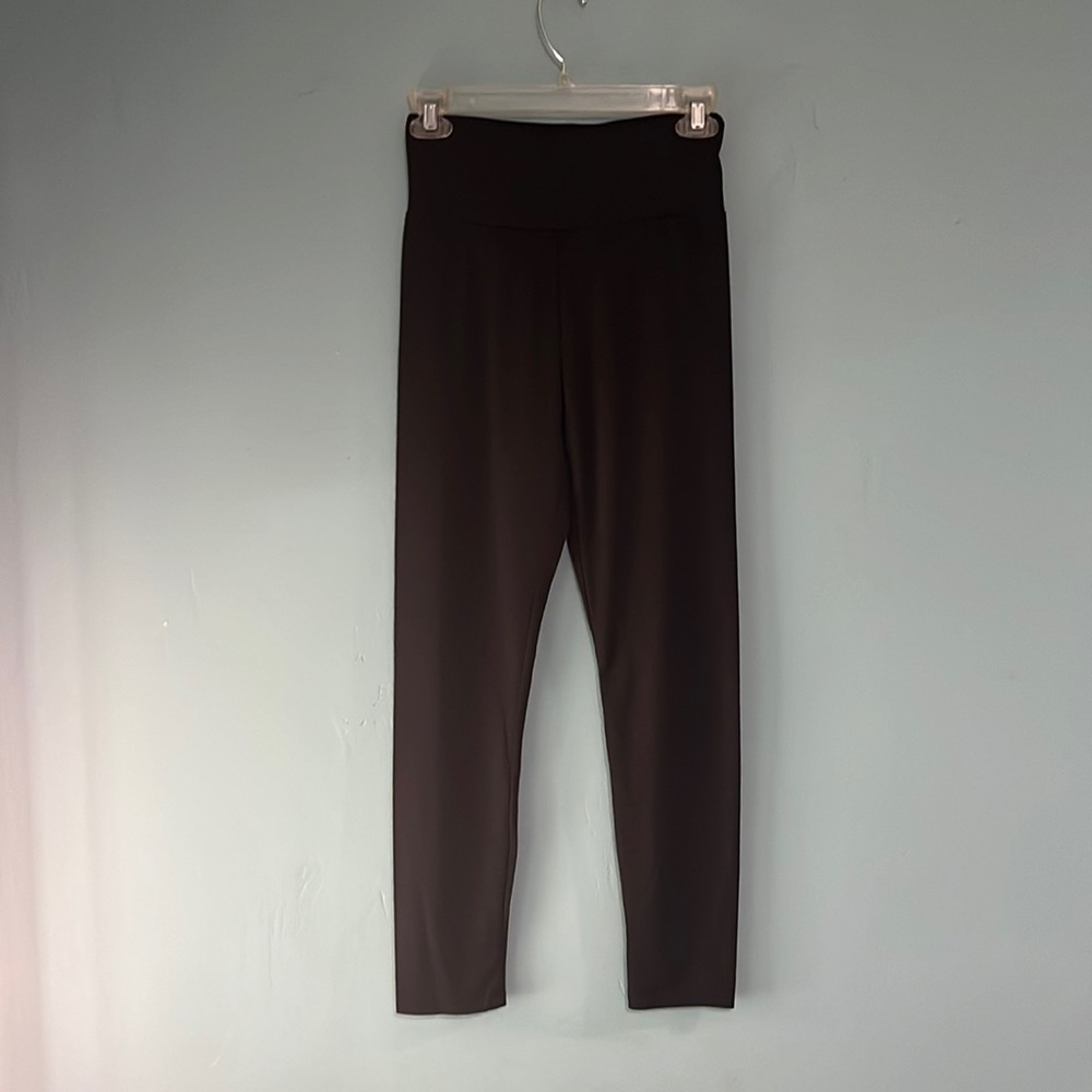 Women black leggings